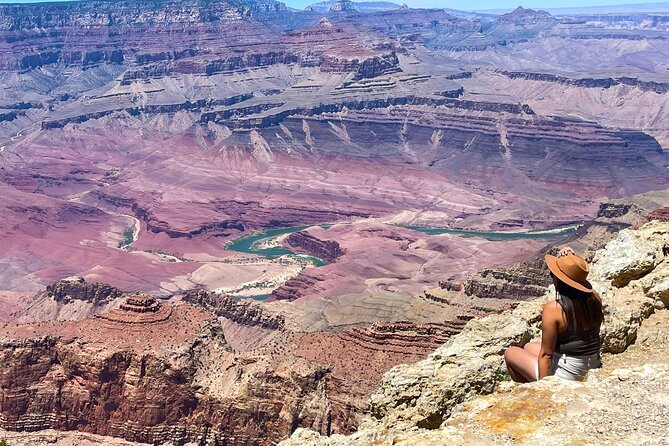 2-Day Grand Canyon, Antelope Canyon, Monument Valley and Sedona - Horseshoe Bend Gives You a Short, Big View