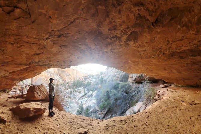 2 Day Grand Canyon, Bryce, Zion, Horseshoe Bend, Antelope Tour - Lower Antelope Canyon requires a Navajo guide