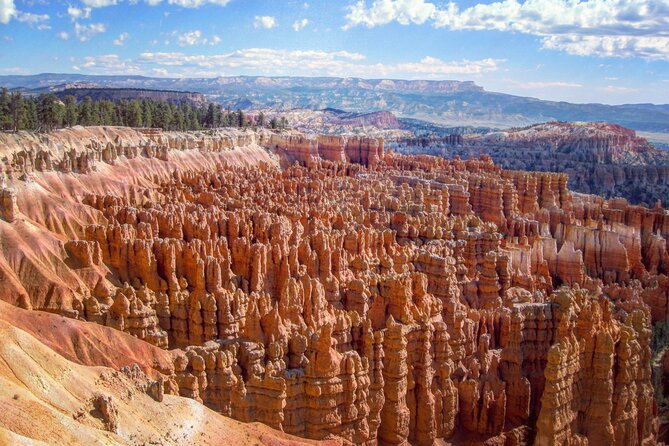 4-Day Southwest Giant Ring National Parks Tour from Las Vegas - The vehicle, group size, and daily effort