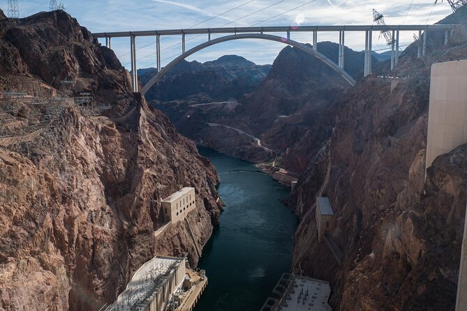 6hr Valley of Fire, Hoover Dam, Boulder City Tour from Las Vegas - Boulder City puts the dam in human context