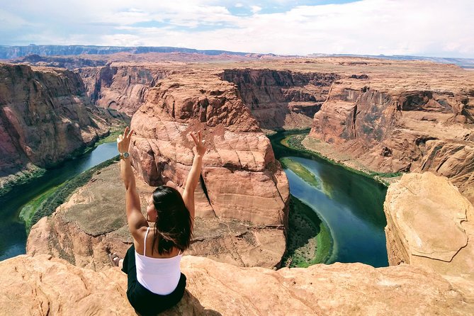 Antelope Canyon & Horseshoe Bend from Vegas, Lunch, Free WiFi - Horseshoe Bend: an easy walk to a huge view