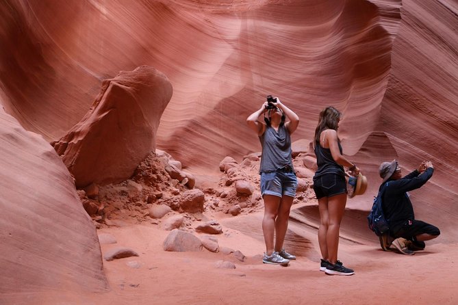 Antelope Canyon Luxury Private Tour from Las Vegas - Horseshoe Bend gives you the big outdoor view