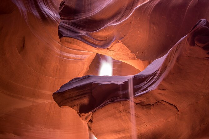 Antelope Canyon X and Horseshoe Bend from Las Vegas - What the Navajo guide adds to the canyon visit