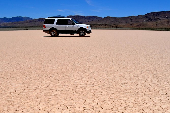 Area 51 Day Tour from Las Vegas with Alien and UFO Hotspots - Why the guide matters so much