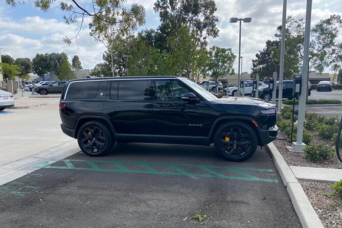 Arrival by Eco SUV from Las Vegas Airport to Las Vegas City - Who will get the most from this airport transfer?