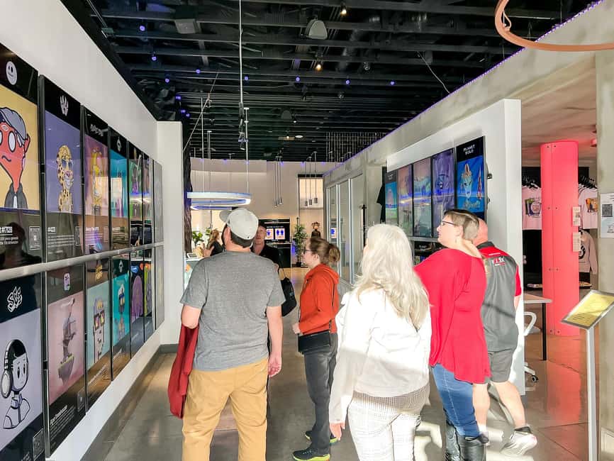 Art & Ale: Explore Las Vegas’ Arts District & Brewery Row - Antique Alley for vintage browsing
