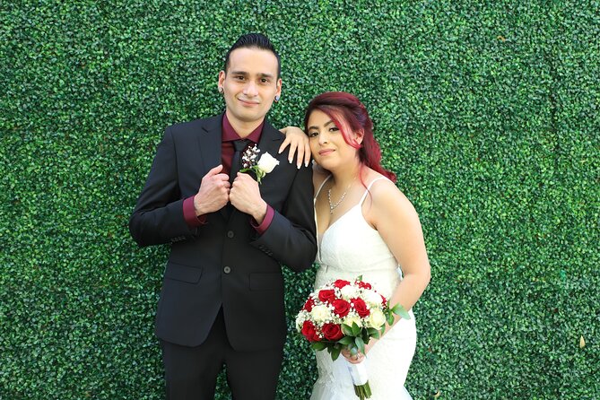 Basic Vow Renewal Ceremony Package - Five candid photos and a certificate