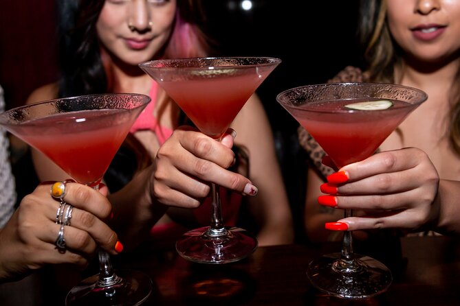 Best Bars on Fremont: Happy Hour and Hidden Gems - Why this Fremont Street tour feels different