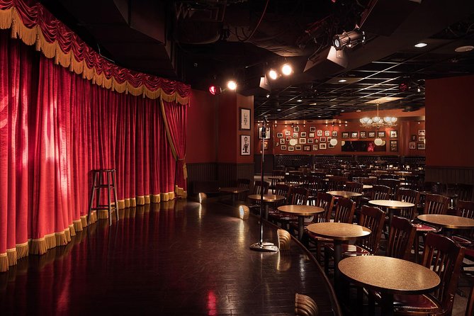 Brad Garrett's Comedy Club at MGM Grand Hotel and Casino - How the 90-minute performance is structured
