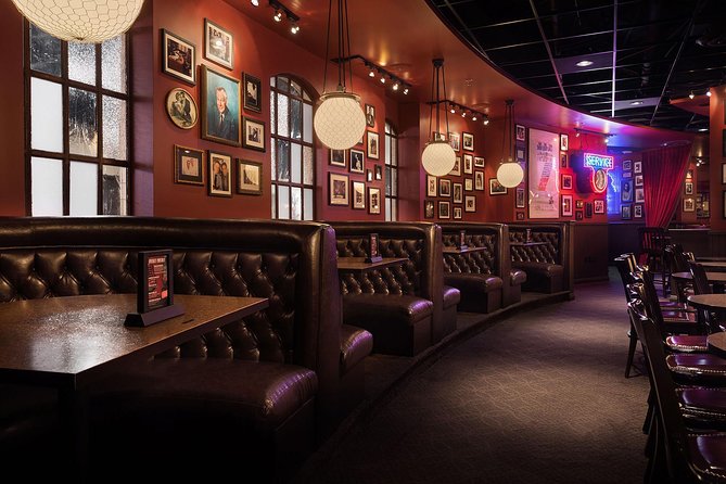 Brad Garrett's Comedy Club at MGM Grand Hotel and Casino - Who should book this MGM Grand show