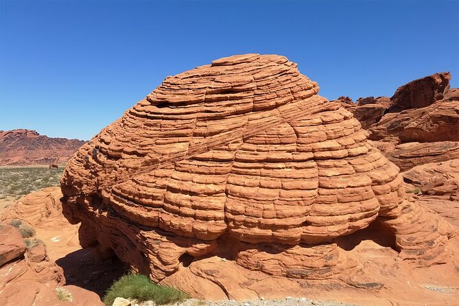 Combo Tour: Valley of Fire & Hoover Dam Full-Day Tour - The 1930s cabins and the visitor center