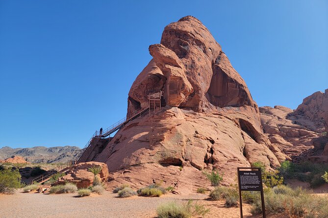Combo Tour: Valley of Fire & Hoover Dam Full-Day Tour - Atlatl Rock puts ancient petroglyphs within reach