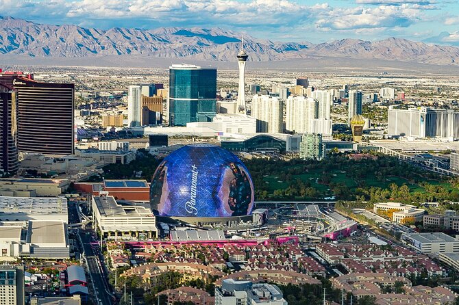 Daytime Hoover Dam and Las Vegas Strip Helicopter Flight - From the VIP terminal to Lake Mead