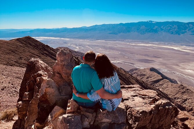 Death Valley Day & Night Tour - Scenic Stops, Sunset & Stargazing - Mesquite Flat Sand Dunes on foot