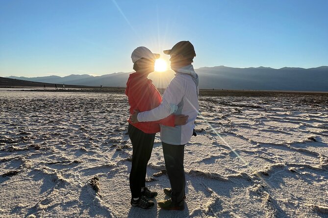 Death Valley Day & Night Tour - Scenic Stops, Sunset & Stargazing - Artist’s Palette and the mineral colors