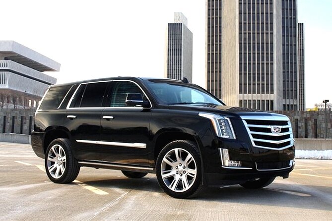 Departure Transfer: Las Vegas to Airport LAS in Luxury SUV - Key points at a glance