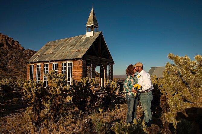 Eldorado Canyon Wedding Package - Timing your ceremony around the desert light