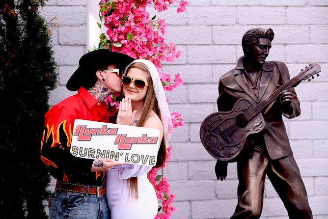 Elvis Chapel Wedding and Vow Renewal - Who should choose this chapel
