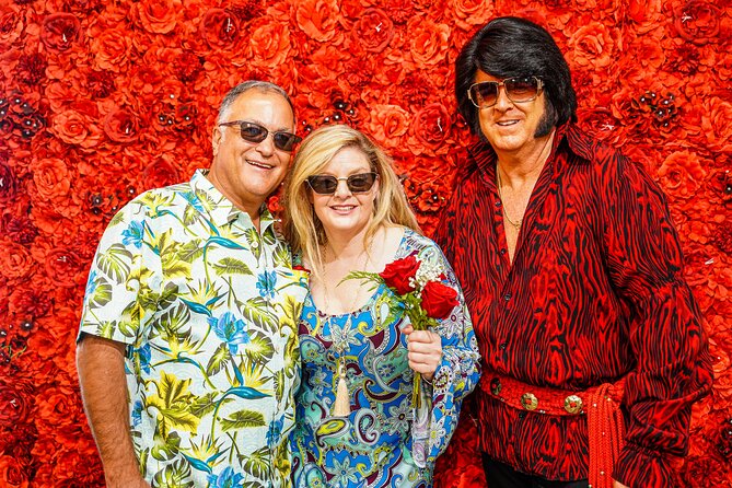 Elvis Wedding at The Little Vegas Chapel - Meeting Elvis before the ceremony