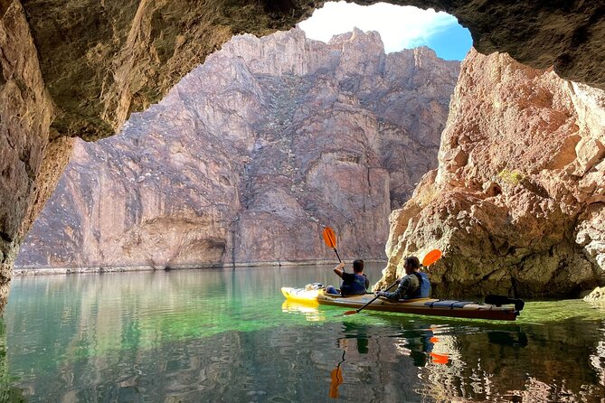 Emerald Cave Deluxe Kayak Tour with Catered Lunch & Guide - Lunch, snacks, and the value of the deluxe package