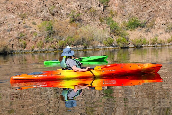 Emerald Cave Kayak Rental - Self Guide Colorado River - Choosing a kayak and getting ready