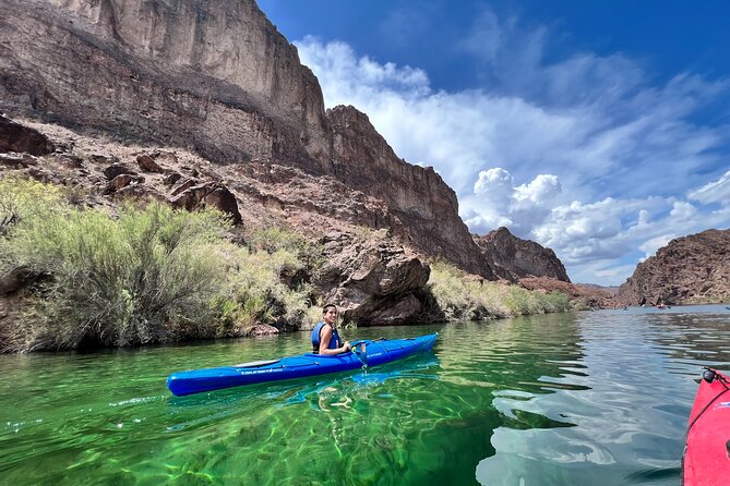Emerald Cave Kayak Rental: Self-Guided Willow Beach Adventure - Finding Emerald Cave, and setting expectations