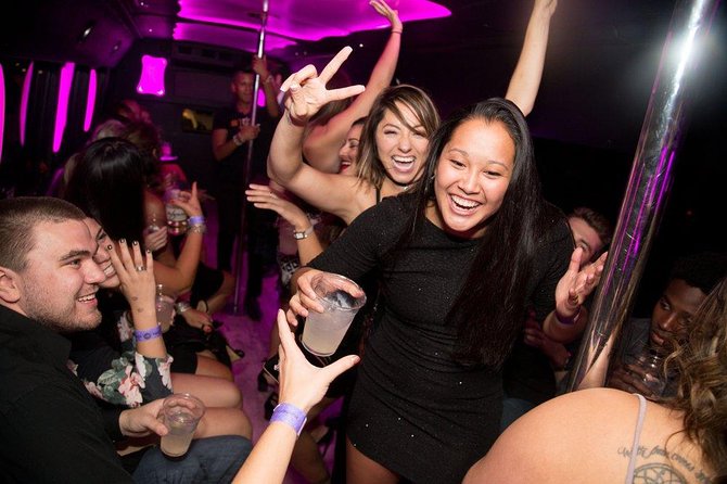 Epic Nightclub Crawl with Party Bus Ride & Free Drinks - How this nightclub crawl works