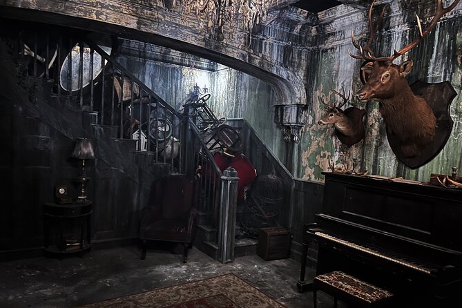 Escape IT: Las Vegas (The Sewers) - How the 10-person limit affects your visit