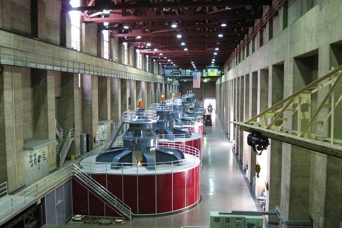 Exclusive: Private Tour of Las Vegas and the Hoover Dam - Why this six-hour combination works