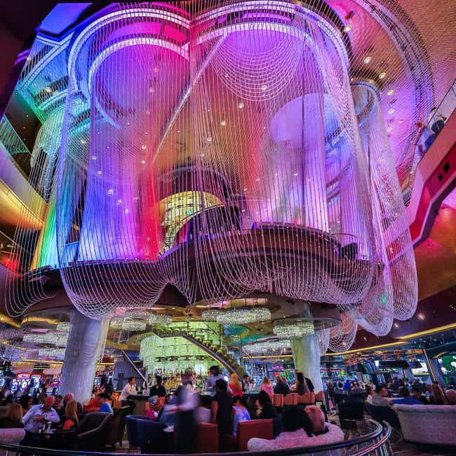 Explore Must-See Spots: Las Vegas Strip Walking Tour - The Venetian and Grand Canal Shoppes