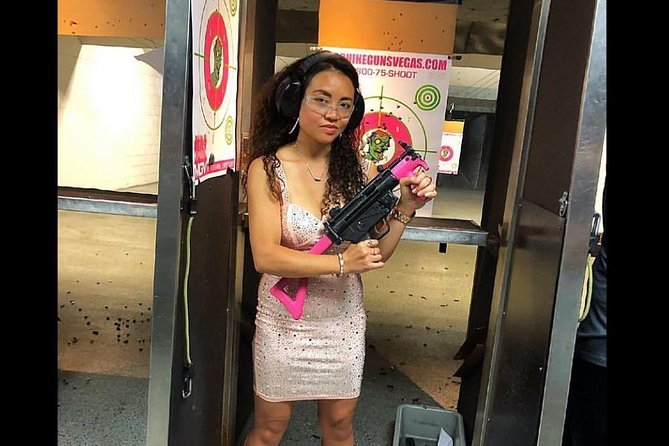 Femme Fatale Shooting Experience in Las Vegas - Why the small group size matters