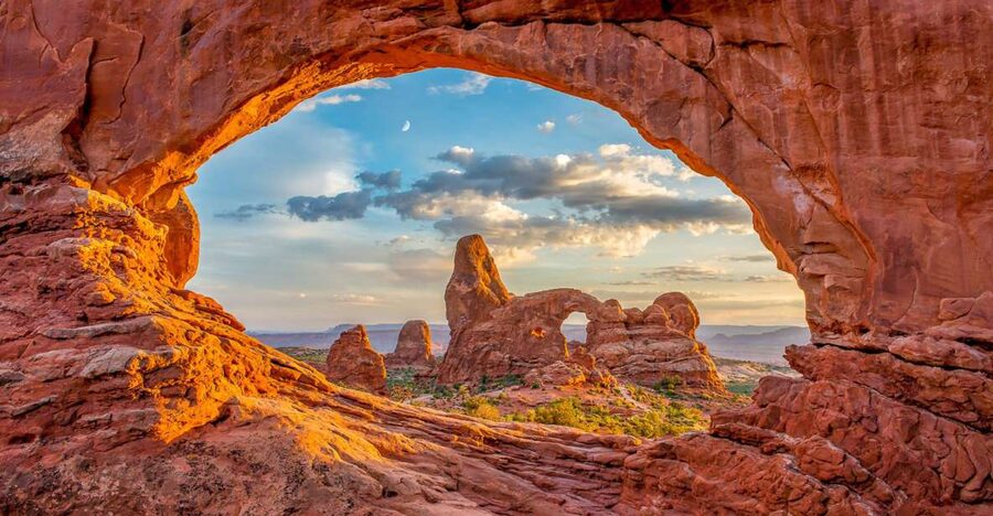 From Las Vegas: 7-Day Utah and Arizona National Parks Tour - Day 2: Bryce Canyon and a night at camp