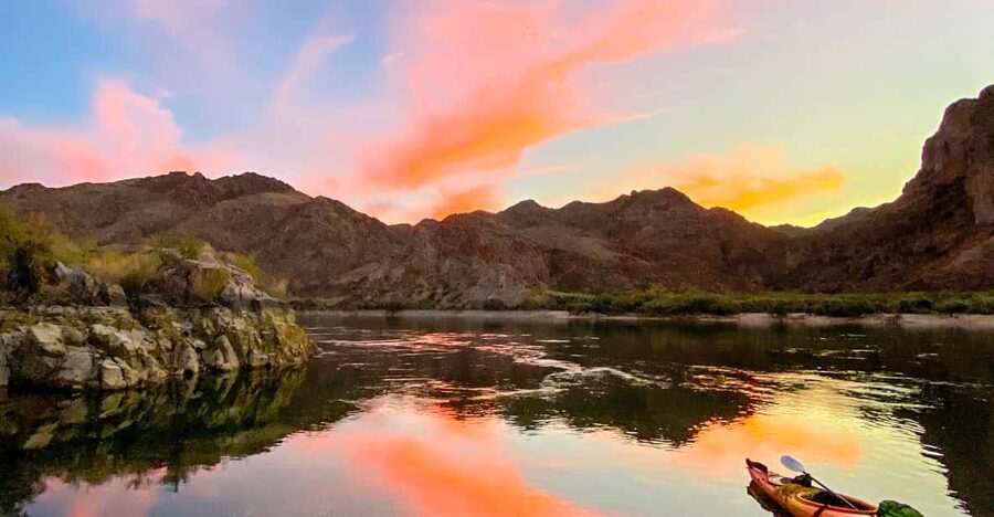 From Las Vegas: Black Canyon Twilight Kayak Tour - Getting from the Strip to Willow Beach