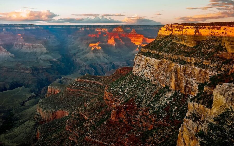 From Las Vegas: Grand Canyon, Bryce Canyon & Zion 4-Day Tour - Day 2: Arches and Monument Valley in one long sweep