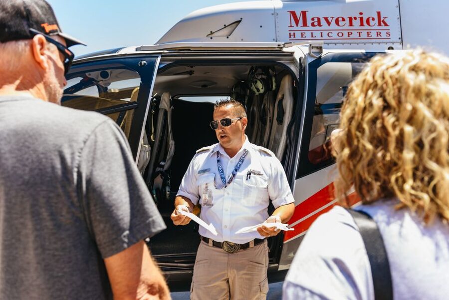 From Las Vegas: Grand Canyon Helicopter Tour with Champagne - Descending into Grand Canyon West
