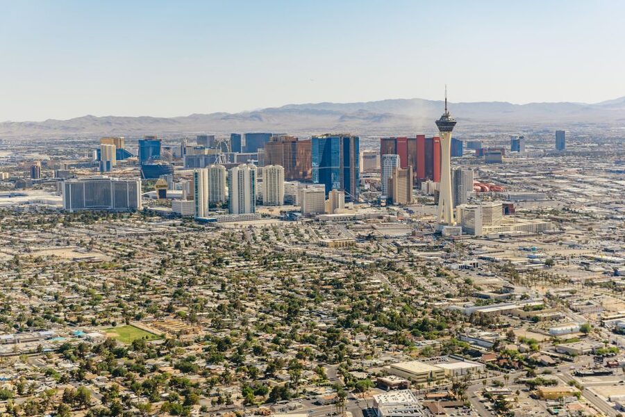 From Las Vegas: Grand Canyon Helicopter Tour with Champagne - The return route over the Bowl of Fire and Las Vegas