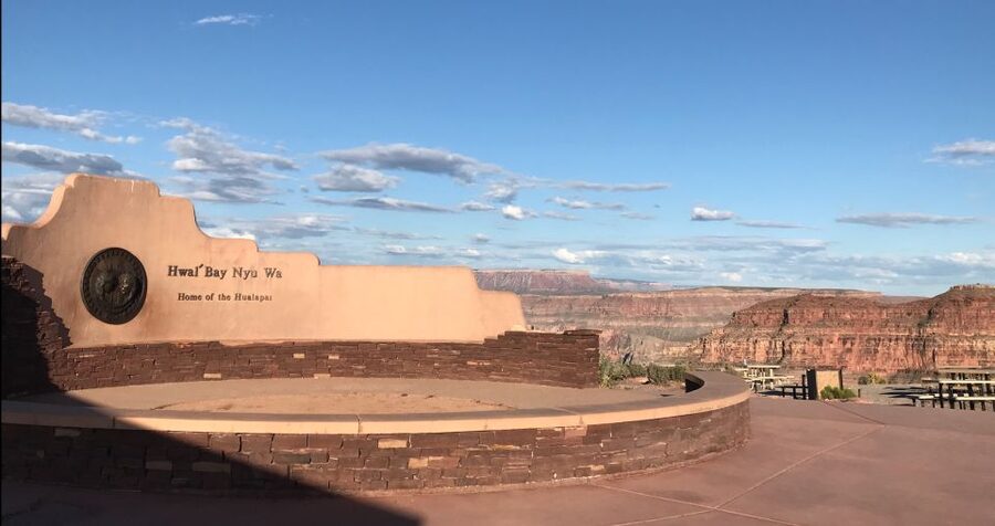 From Las Vegas: Grand Canyon & Hoover Dam Private Photo Tour - The Las Vegas sign and Hoover Dam
