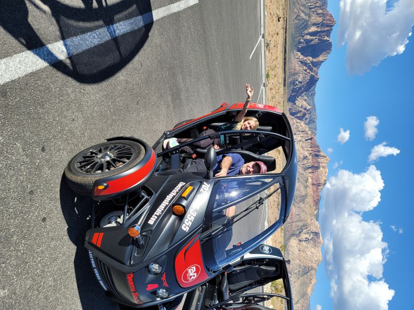 From Las Vegas: Red Rock Electric Car Self Drive Adventure - Red Rock Hotel & Casino for lunch