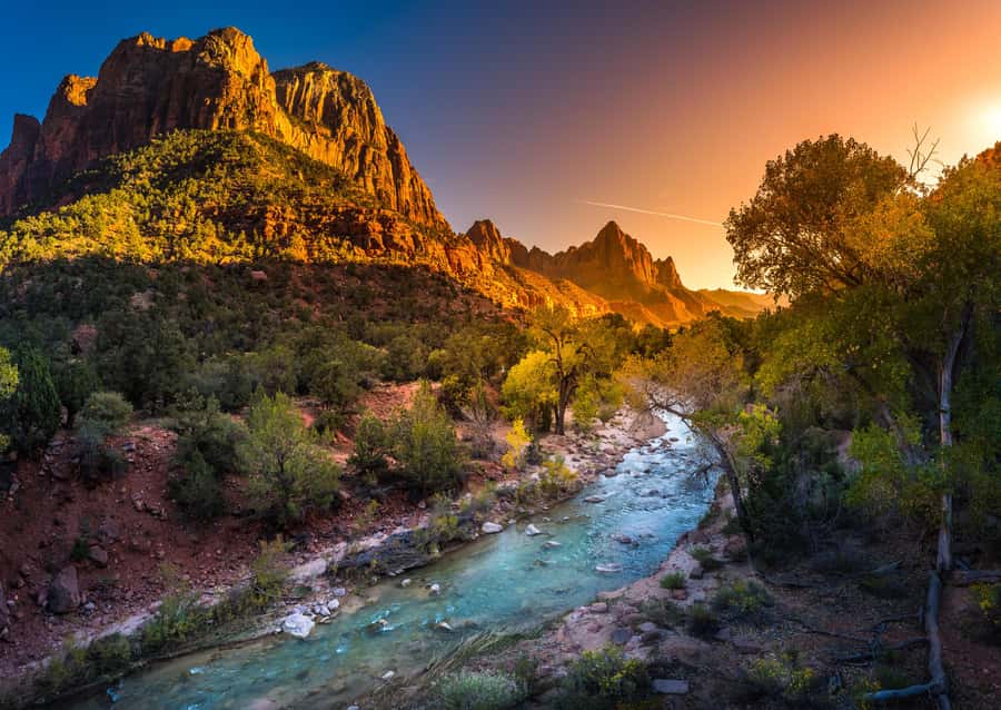 From Las Vegas: Zion National Park Day Trip - Visitor Center, geology, and getting your bearings