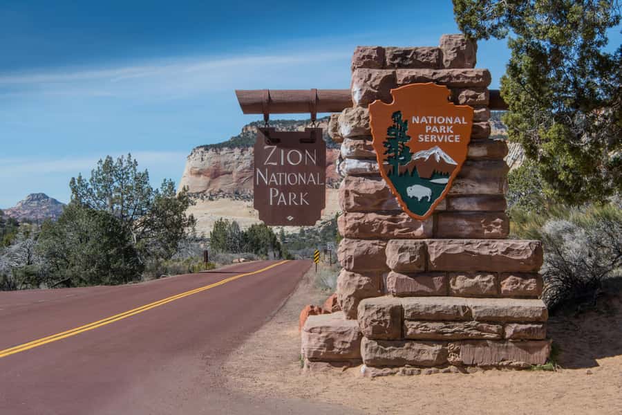 From Las Vegas: Zion National Park Day Trip - The early pickup and the long southern Utah drive
