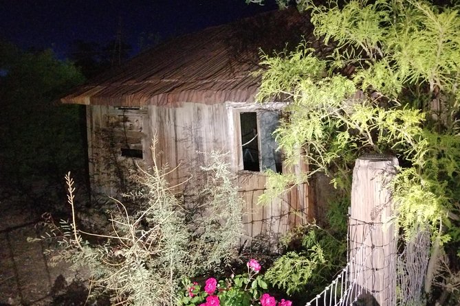Ghost Hunt in Goodsprings from Las Vegas - Walking through the old town after dark