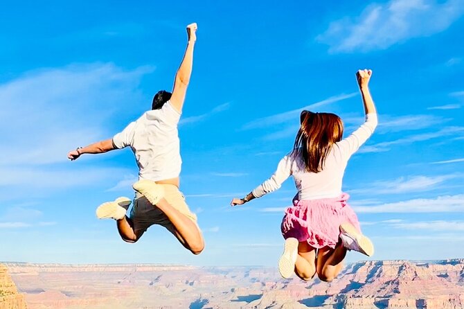 Grand Canyon, Antelope Canyon, Horseshoe Bend Tour from Las Vegas - Lake Powell as the final scenic pause