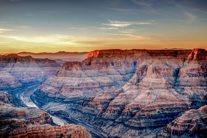 Grand Canyon + Hoover Dam View + WiFi (Skywalk/lunch options) - A quick stop at Hemenway Park