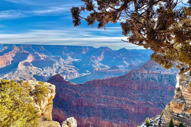 Grand Canyon National Park South from Las Vegas with Lunch, WiFi - Mather Point delivers the first big canyon view