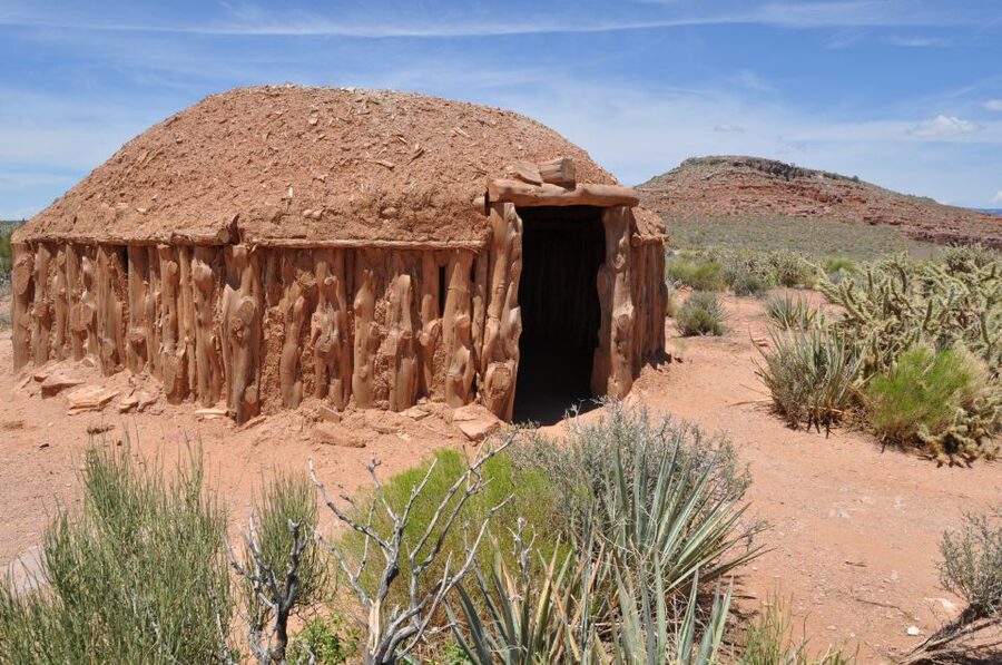 Grand Canyon West 5-in-1 Tour with Rim Lunch From Las Vegas - What the guides add to the day