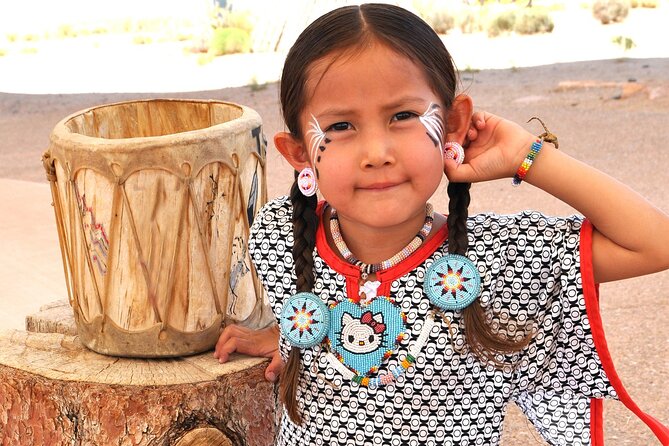 Grand Canyon West plus Hoover Dam VIP Day Tour from Las Vegas - What the guides add to the day