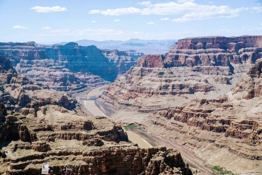 Grand Canyon West Rim: Small Group Day Trip from Las Vegas - How the guides affect the day