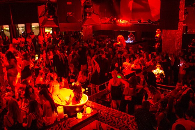Hip Hop Party Bus Club Crawl - What the $35 party bus really buys you