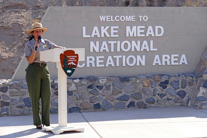 Hoover Dam Highlights Tour from Las Vegas, WiFi - The Arizona-side photo stop adds scale