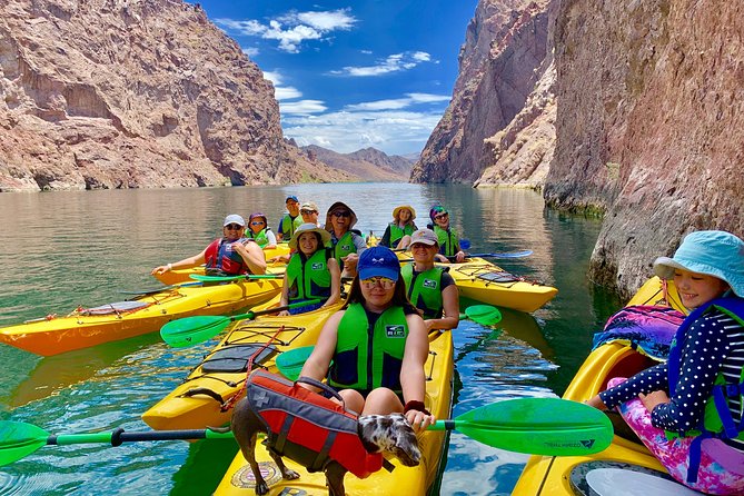 Hoover Dam Kayak Tour with Shuttle - Hot Springs & Emerald Cave - Emerald Cave and the reality of a popular stop